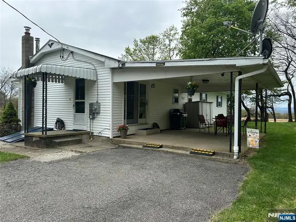 5 Decker Road, Phillipsburg, NJ 08865