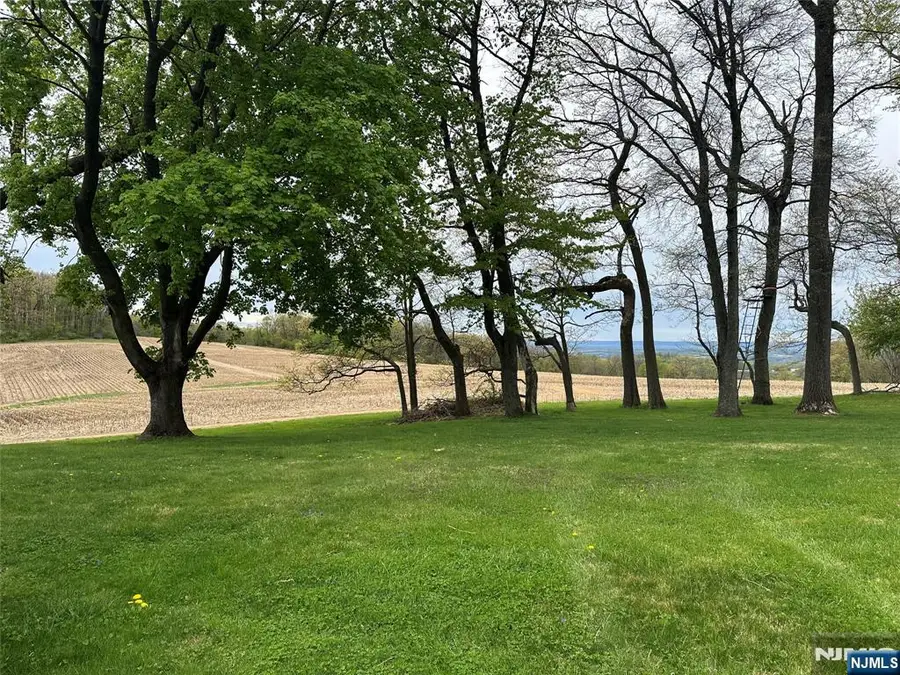 5 Decker Road, Phillipsburg, NJ 08865 - #2