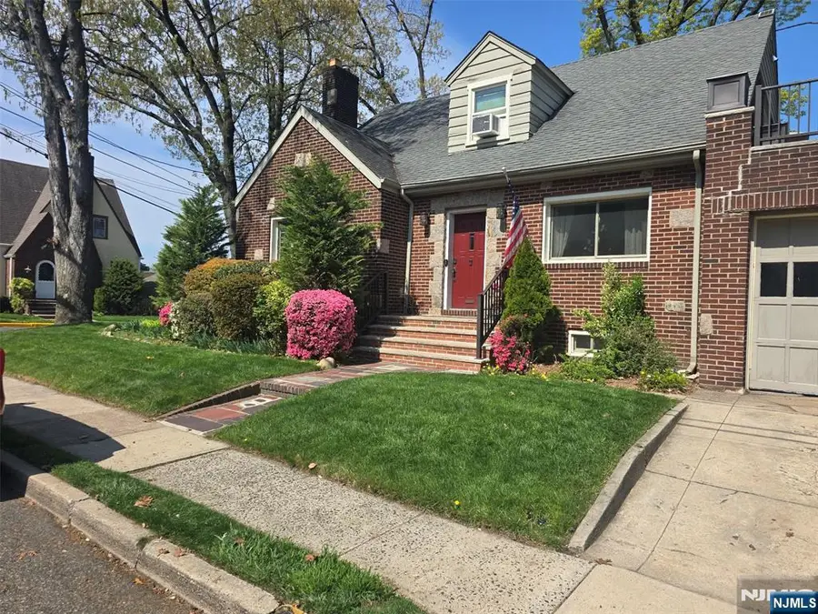 585 Monroe Place, Ridgefield, NJ 07657 - #2