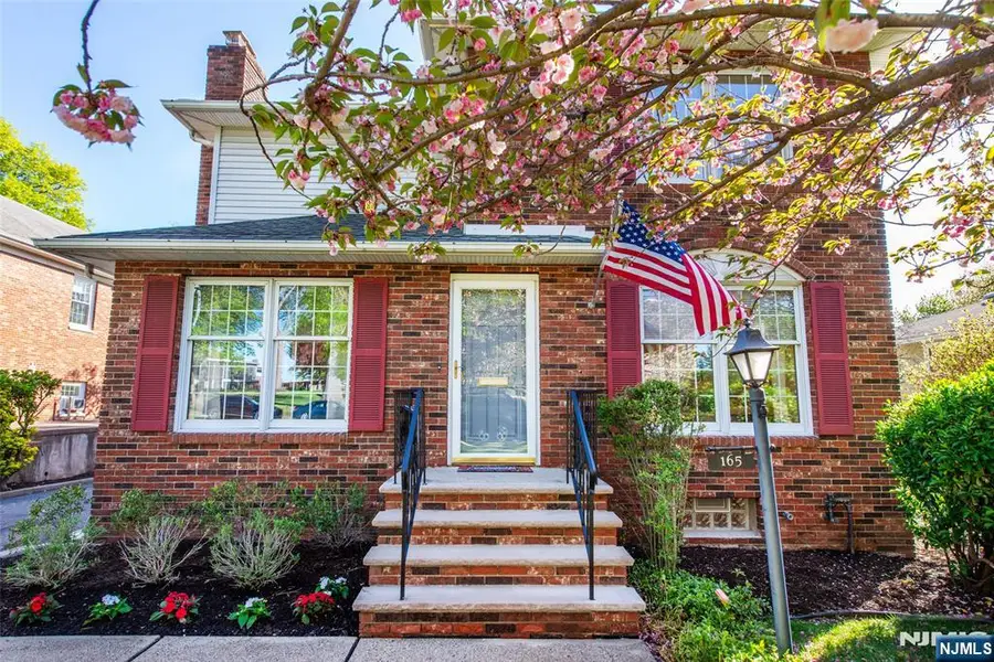 165 W Passaic Avenue, Rutherford, NJ 07070 - #2