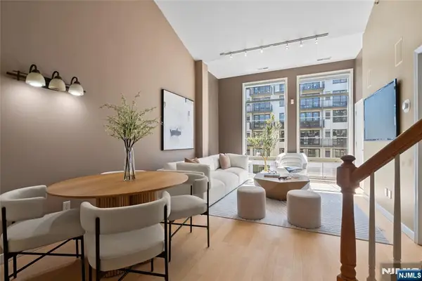 26 Ave At Port Imperial 416, West New York, NJ 07093