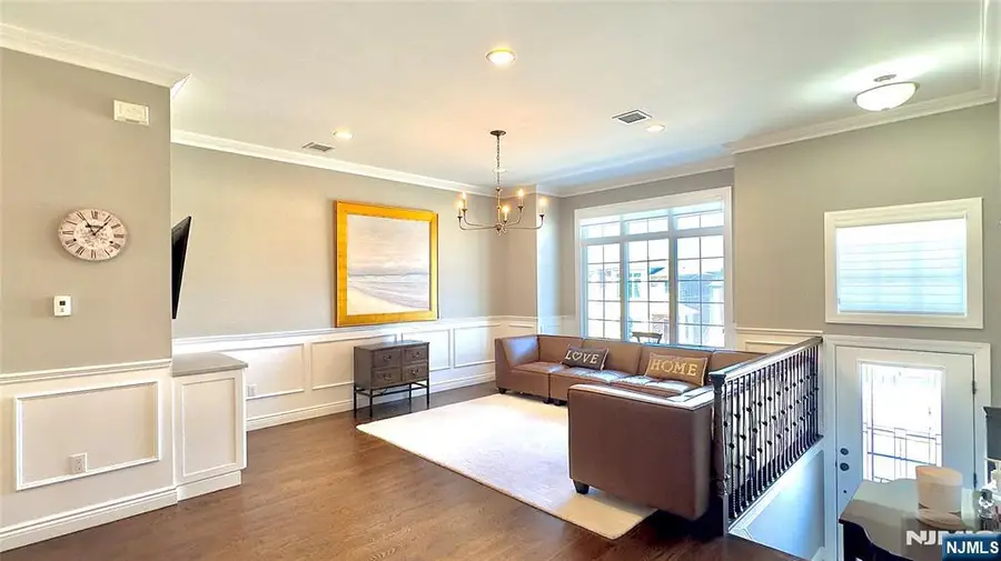 330 8th Street 1, Palisades Park, NJ 07650 - #2