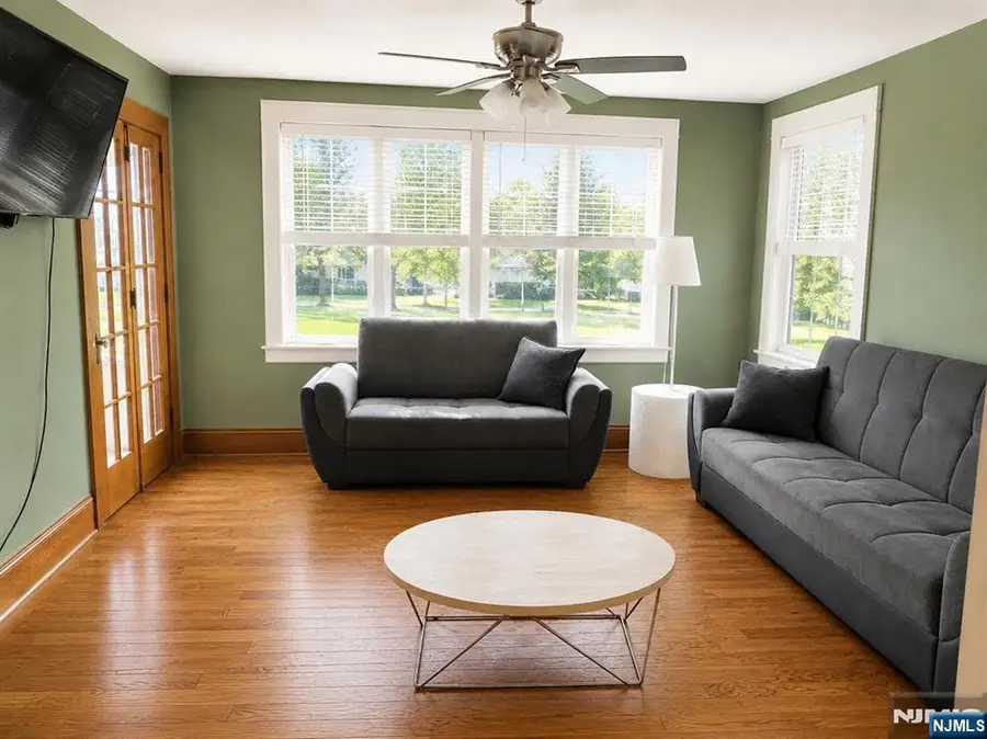 503 6th Avenue, Lyndhurst, NJ 07071 - #3