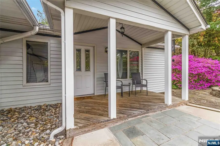 6 Seabert Lane, Kinnelon, NJ 07405 - #2