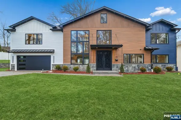 292 Magnolia Avenue, Cresskill, NJ 07626