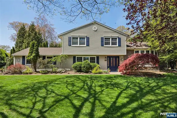 459 Ellis Place, Wyckoff, NJ 07481