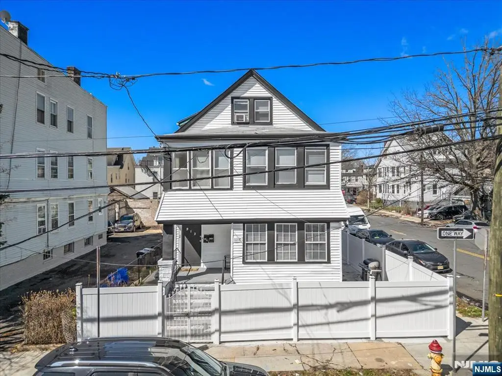 913 19th Street, Newark, NJ 07108 - #1