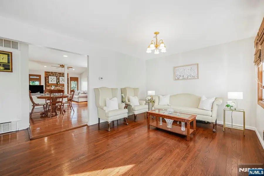 94 Barbara Drive, Pompton Lakes, NJ 07442 - #3