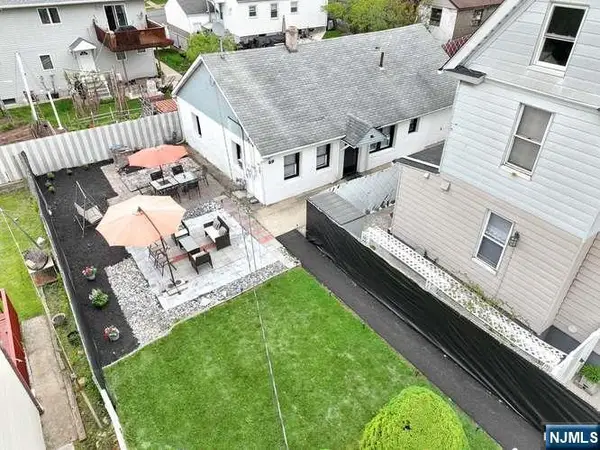 69 Monroe Street, Lodi, NJ 07644