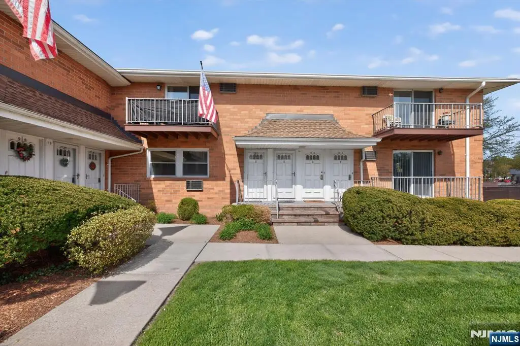 15 Cottage Street 11A, Midland Park, NJ 07432 - #1