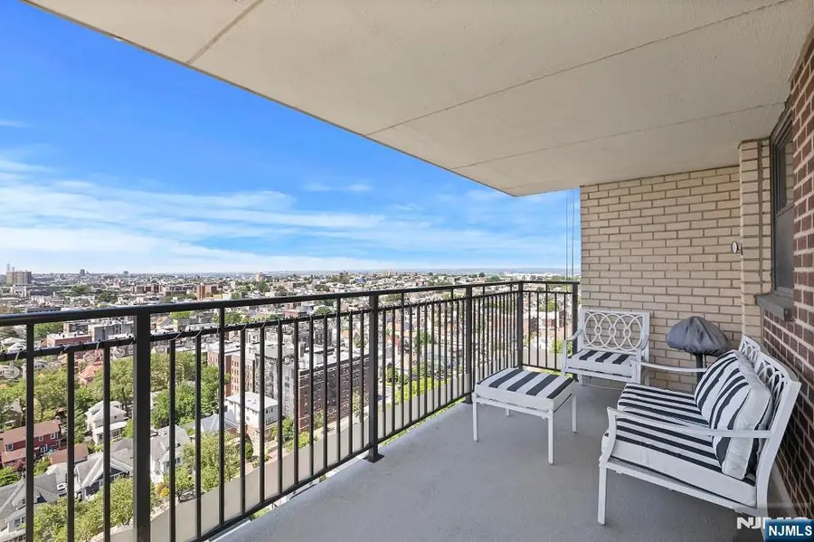 7855 Boulevard East 19J, North Bergen, NJ 07047 - #3
