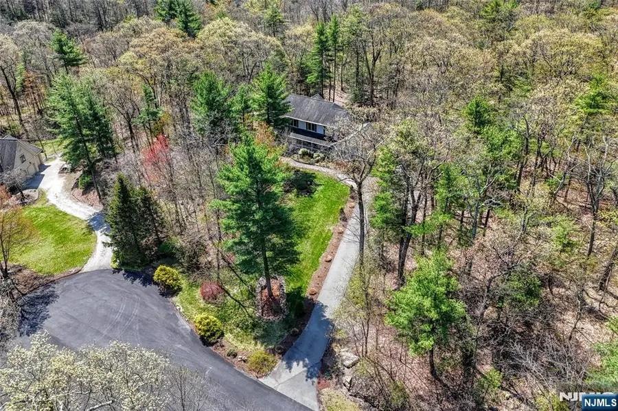 34 Split Rock Road, West Milford, NJ 07480 - #3