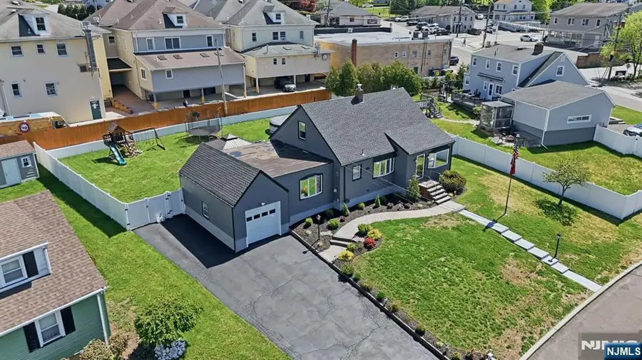 30 Brookview Drive, North Haledon, NJ 07508 - #3