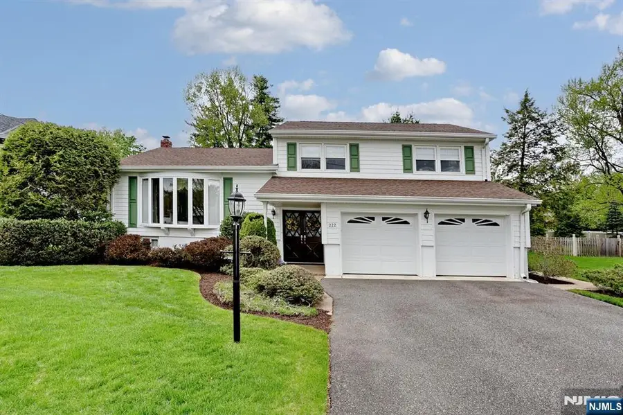 222 Merritt Drive, Oradell, NJ 07649 - #2