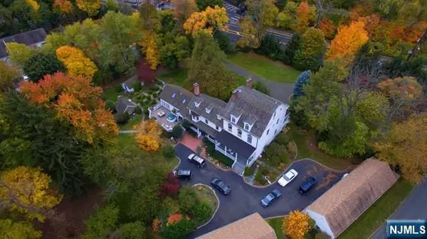 218 Paramus Road, Paramus, NJ 07652