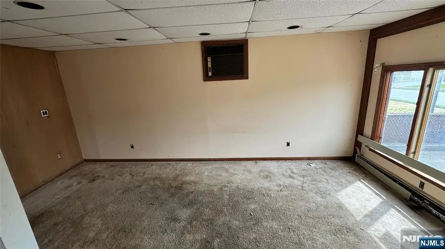 69 Lincoln Avenue, Elmwood Park, NJ 07407 - #3