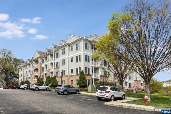 6217 Brookhaven Court 217, Riverdale Borough, NJ 07457