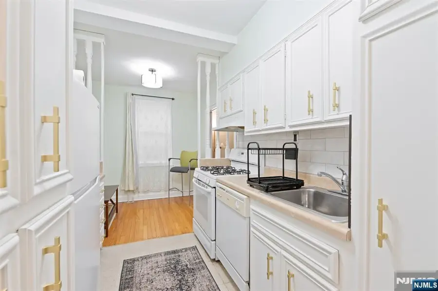 100 E Palisade Avenue B22, Englewood, NJ 07631 - #2