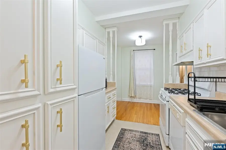 100 E Palisade Avenue B22, Englewood, NJ 07631 - #3