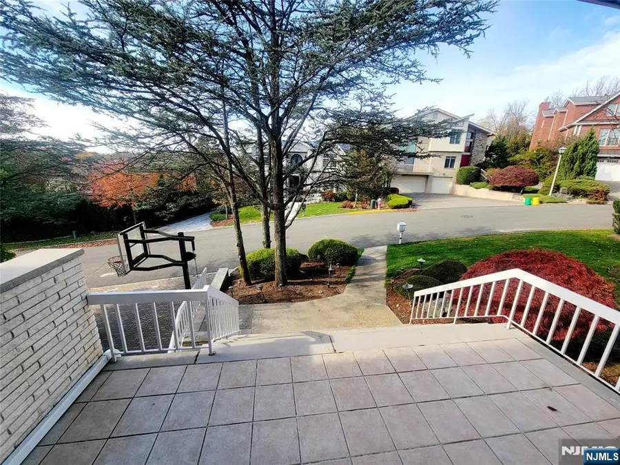 307 Center Street, Englewood Cliffs, NJ 07632 - #3