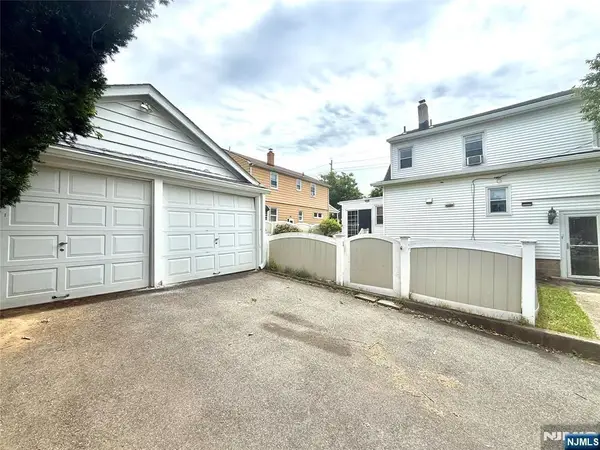 10-01 Berdan Avenue, Fair Lawn, NJ 07410