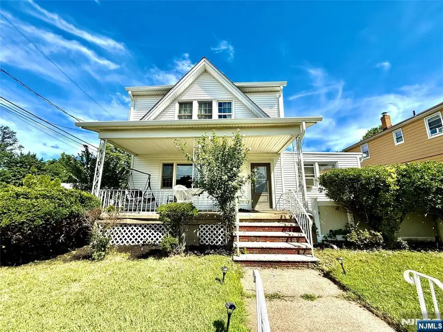 10-01 Berdan Avenue, Fair Lawn, NJ 07410 - #2