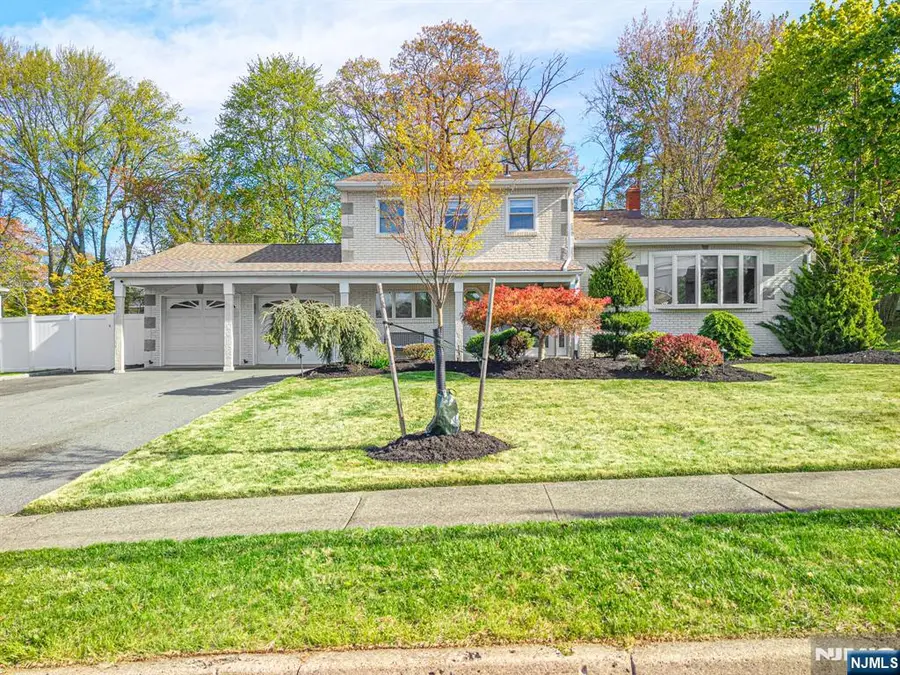 19 Harwood Place, Wayne, NJ 07470 - #2