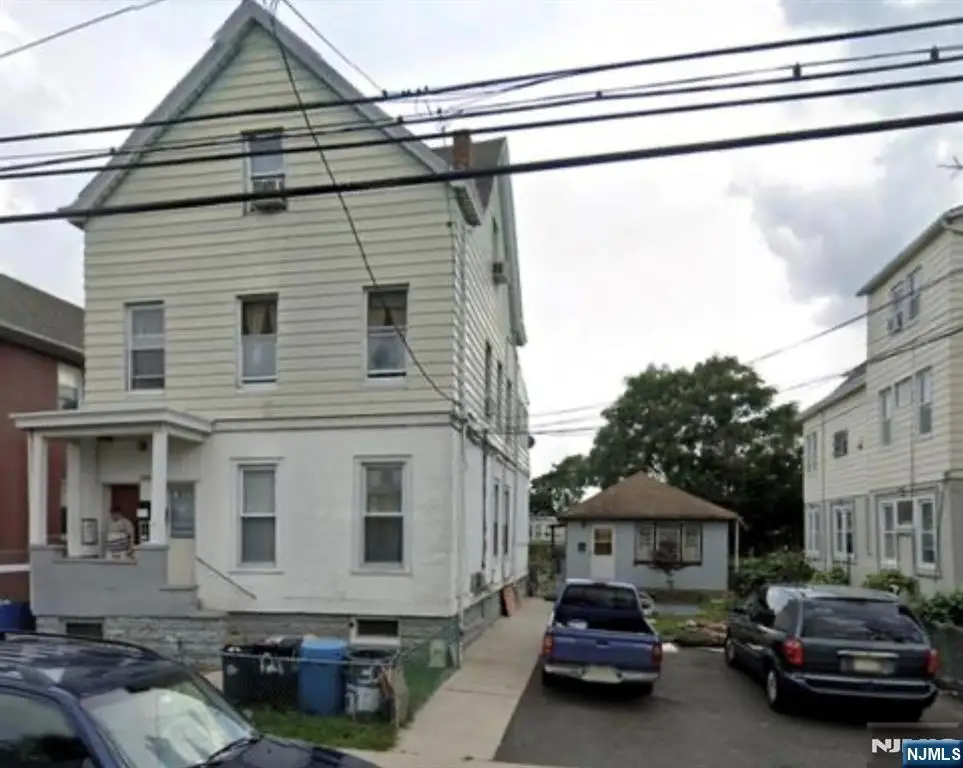 121-123 Manchester Center, Paterson, NJ 07522 - #1