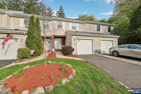 80 Lexington Lane, Wayne, NJ 07470