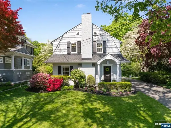 138 Melrose Place, Ridgewood, NJ 07450