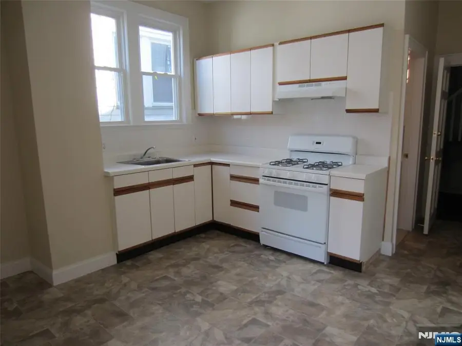 367 Hoover Avenue, Bloomfield, NJ 07003 - #2