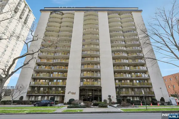 150 Overlook Avenue 7F, Hackensack, NJ 07601