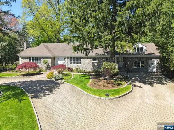 457 Summit, Norwood, NJ 07648