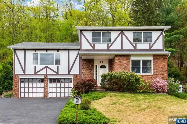 24 Molinari Drive, Wanaque, NJ 07465