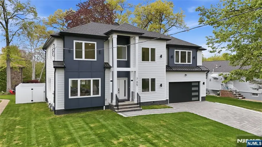 765 7th Avenue, River Edge, NJ 07661 - #2