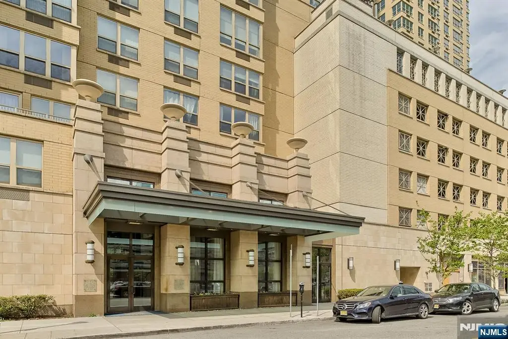 88 Morgan Street 4307, Jersey City, NJ 07302 - #1