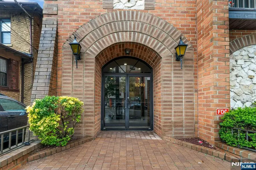 9249 John F Kennedy 420, North Bergen, NJ 07047 - #2