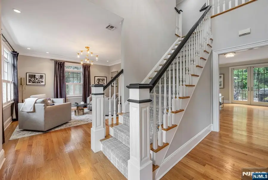 42 Lakewood Avenue, Ho Ho Kus, NJ 07423 - #2