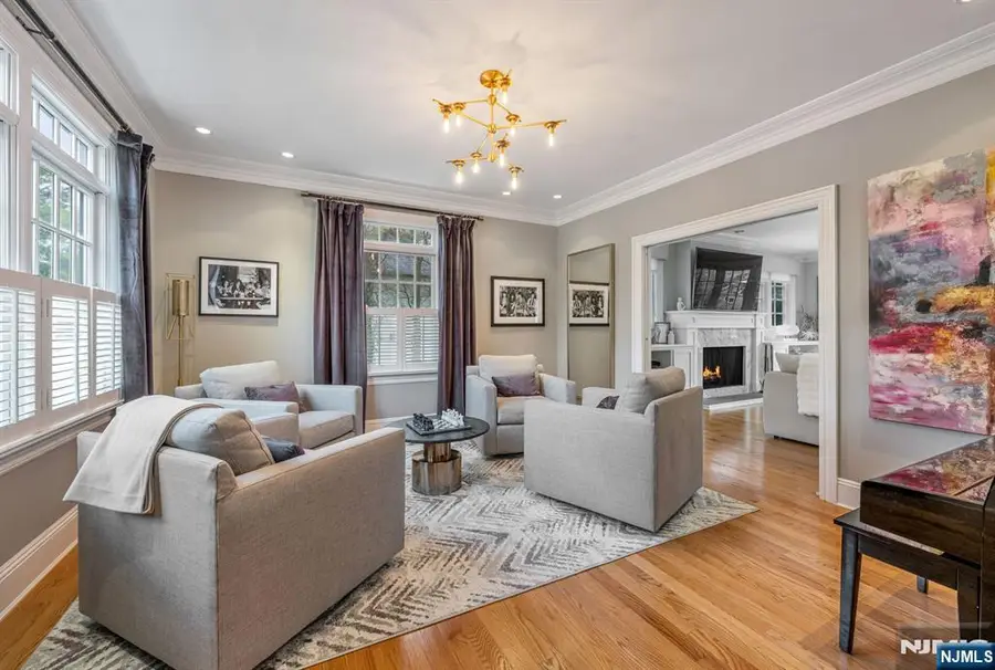 42 Lakewood Avenue, Ho Ho Kus, NJ 07423 - #3