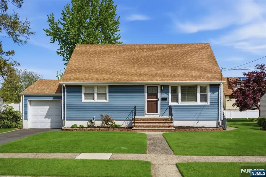 21-05 Dalton Place, Fair Lawn, NJ 07410 - #2