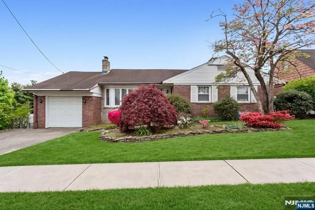 40 17th Avenue, Elmwood Park, NJ 07407 - #1