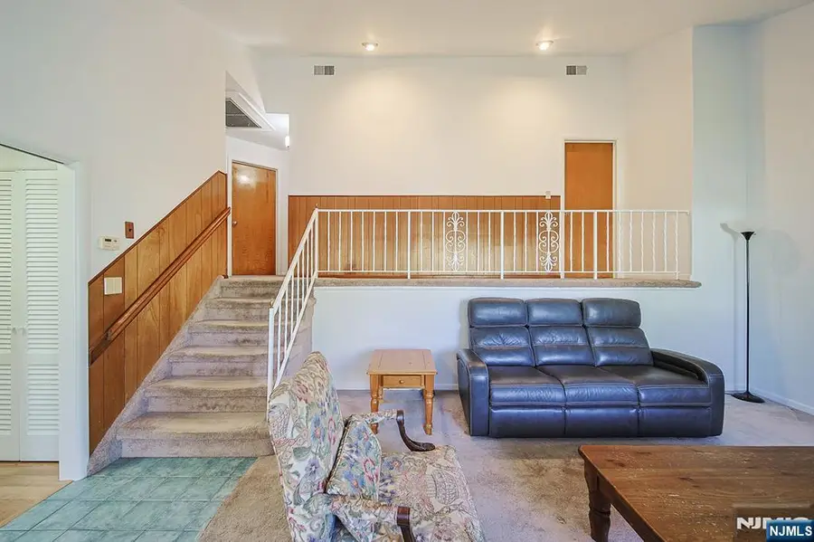 560 Boulevard, New Milford, NJ 07646 - #2