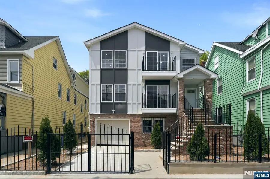 271-273 Schley Street, Newark, NJ 07112 - #2