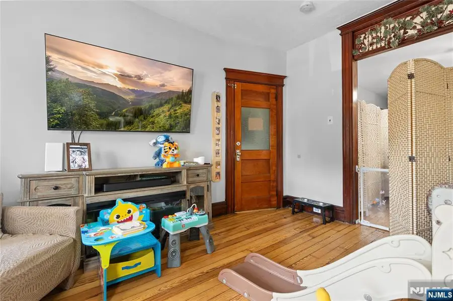 38 Prospect Street, Watsessing, NJ 07003 - #2