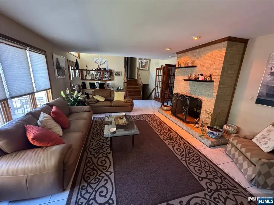 468 Lackawanna Avenue, Woodland Park, NJ 07424 - #3