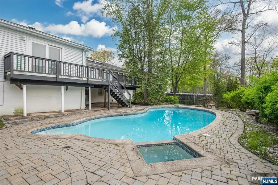 51 Chestnut Drive, Wayne, NJ 07470 - #3