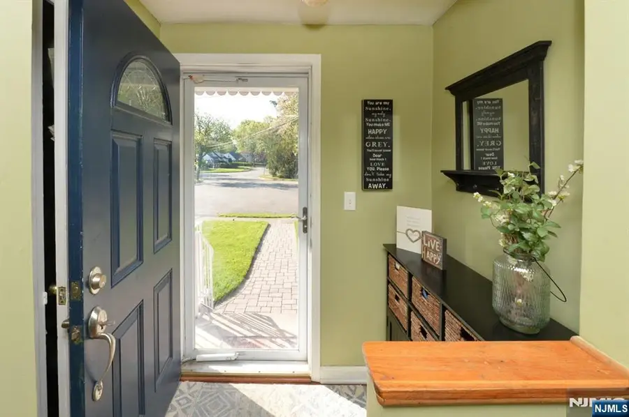 65 Clover Court, New Milford, NJ 07646 - #2