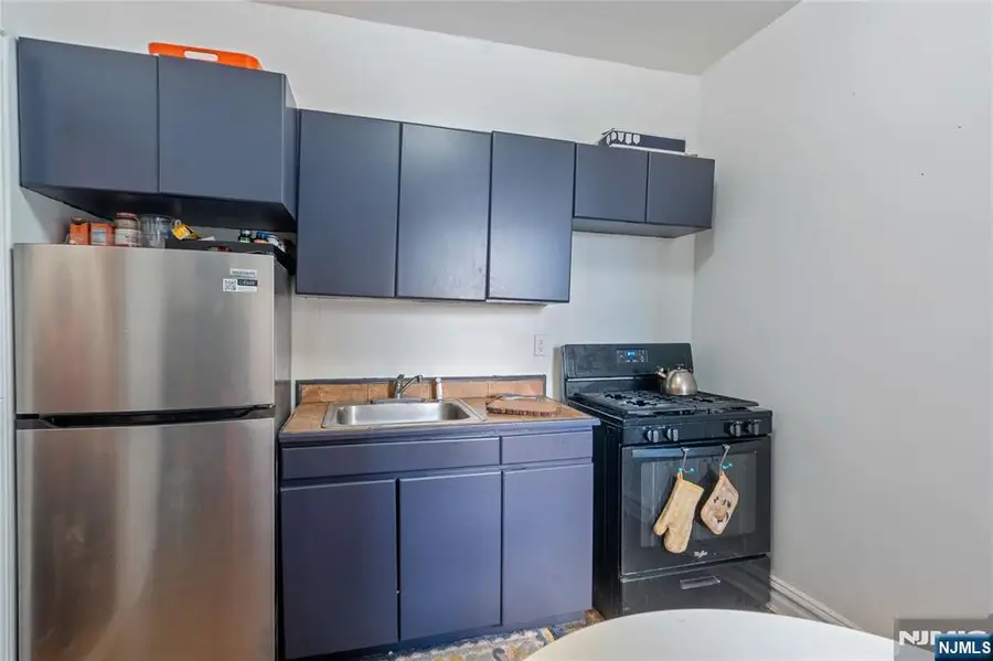 270 Harrison Avenue A-209, Jersey City, NJ 07304 - #3