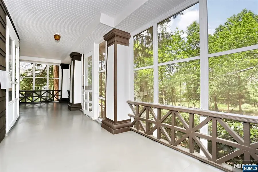 388 Allaire Avenue, Leonia, NJ 07605 - #3