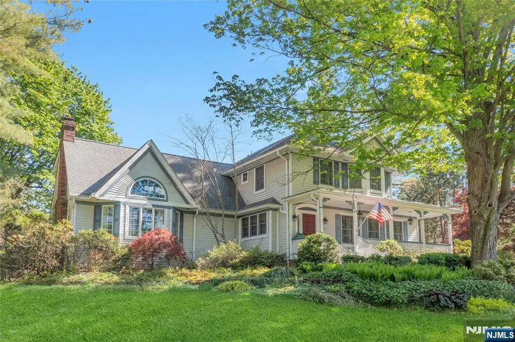 11 Lower Cross Road, Saddle River, NJ 07458 - #1